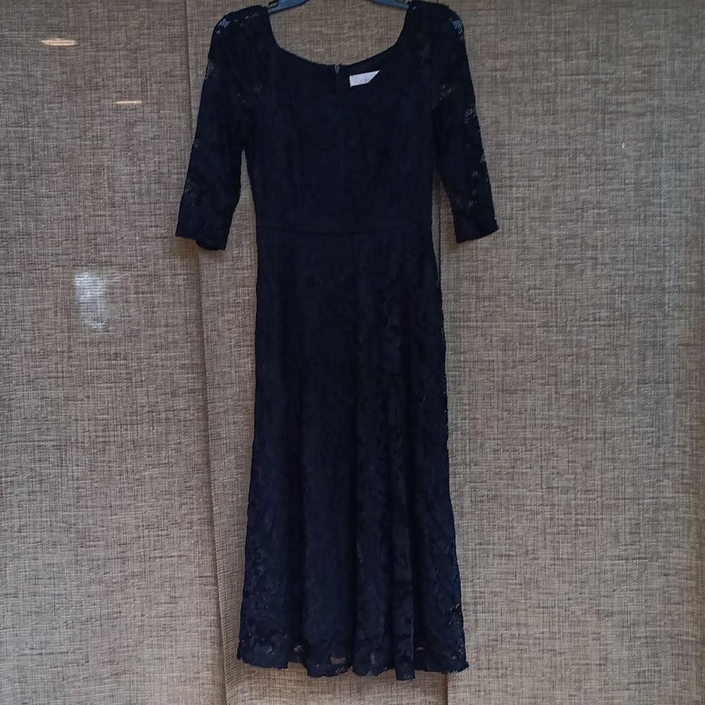 Black Lace midi Dress